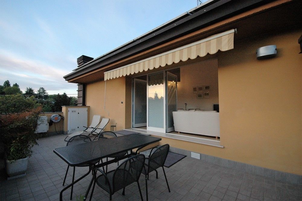 Ferienwohnung Il Terrazzo Casorate Sempione Exterior foto